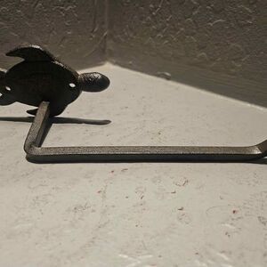 Nautical Hampton Cast Iron Sea Turtle Toilet Paper Holder 11" x 4"